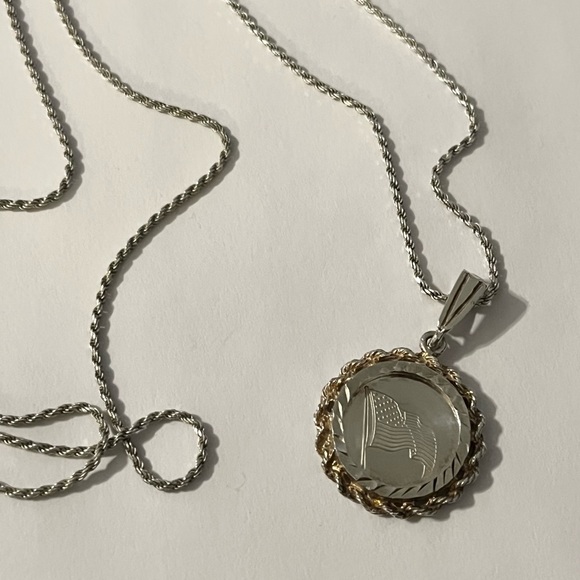 Sterling Silver God Bless America Flag Coin Pendant - Picture 16 of 16